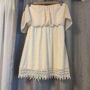 Socialite Off-Shoulder White/Cream Peasant Dress